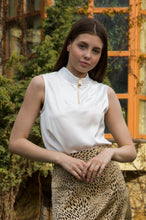 Load image into Gallery viewer, High neck blouse