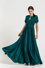 Load image into Gallery viewer, Green long keyhole fit and flare dress