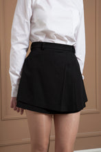 Load image into Gallery viewer, Black high waisted shorts