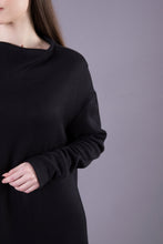 Load image into Gallery viewer, Black maxi sweater dress