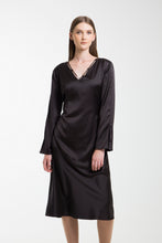 Load image into Gallery viewer, Midi black satin dress full sleeve
