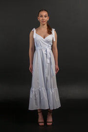 White flowy summer dress maxi