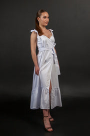 White flowy summer dress maxi