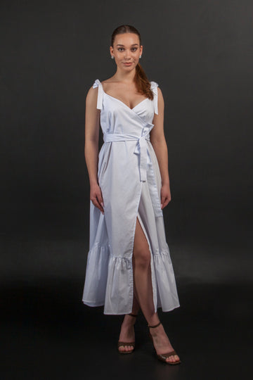 White flowy summer dress maxi