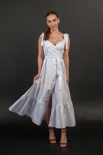 White flowy summer dress maxi