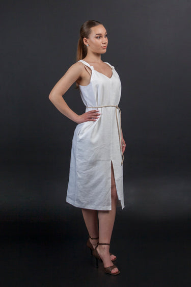 White Linen Strap Dress with Pockets | Www.tavrovska.com 12 US / 46 EU White Linen Strap Dress with Pockets | Www.tavrovska.com 12 US / 46 EU