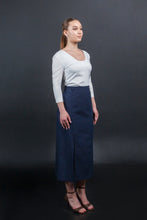Load image into Gallery viewer, Square neck white blouse
