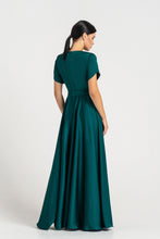 Load image into Gallery viewer, Green long keyhole fit and flare dress
