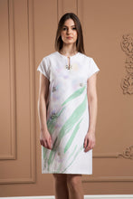 Load image into Gallery viewer, White floral print shift dress
