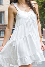 Load image into Gallery viewer, White loose ruffled sundress
